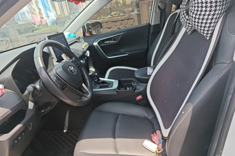 Used Toyota RAV4 2022 2.0L CVT Two-Wheel Drive Fashion Plus Edition Left Front Seat