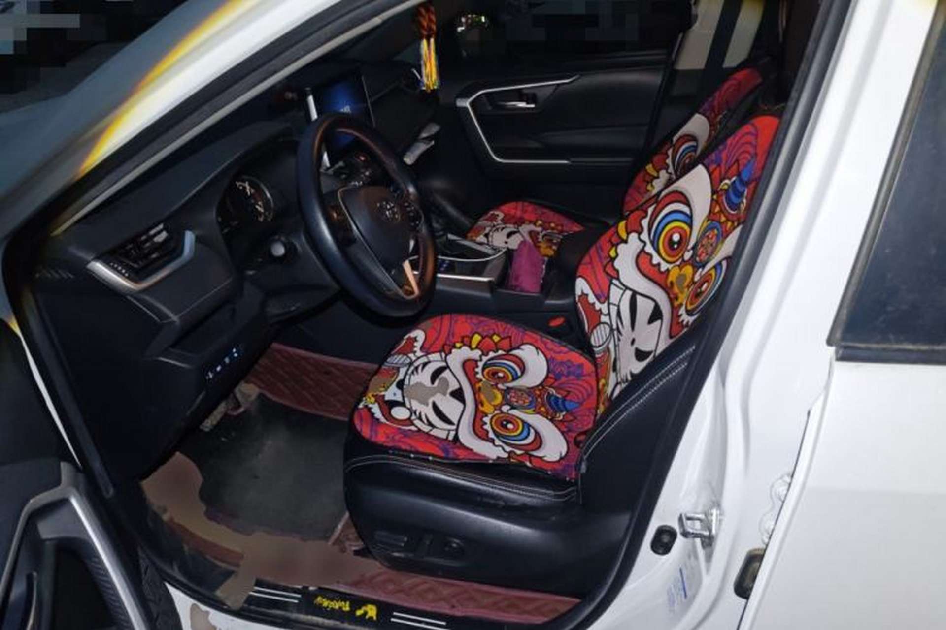 Used Toyota RAV4 2022 2.0L CVT 4x4 Fashion Edition Left Front Seat