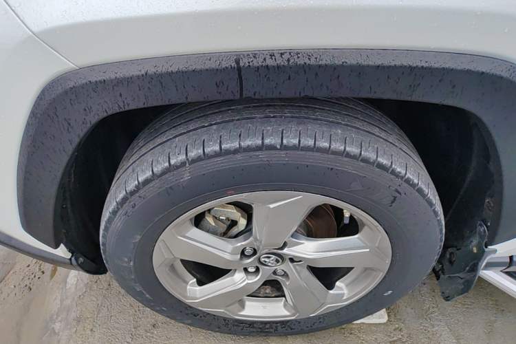 Used Toyota RAV4 2022 2.0L CVT Two-Wheel Drive Fashion Edition Left Front Wheel Hub