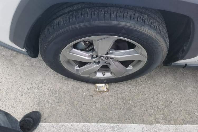 Used Toyota RAV4 2022 2.0L CVT Two-Wheel Drive Fashion Edition Left Front Wheel Hub