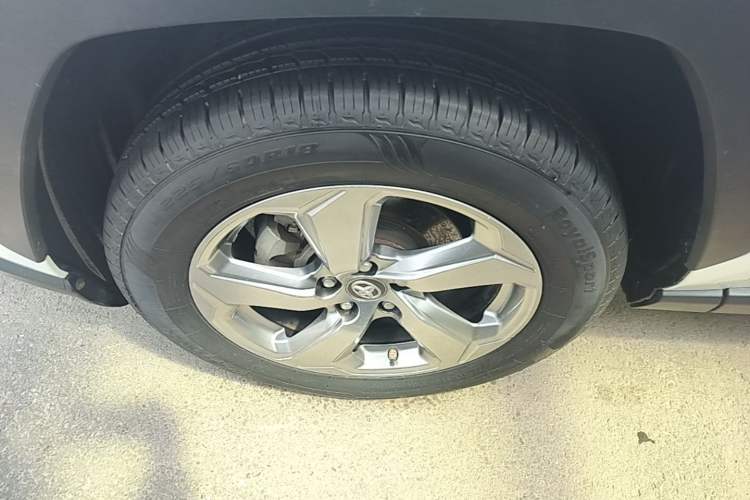 Used Toyota RAV4 2022 2.0L CVT Two-Wheel Drive Fashion Edition Left Front Wheel Hub