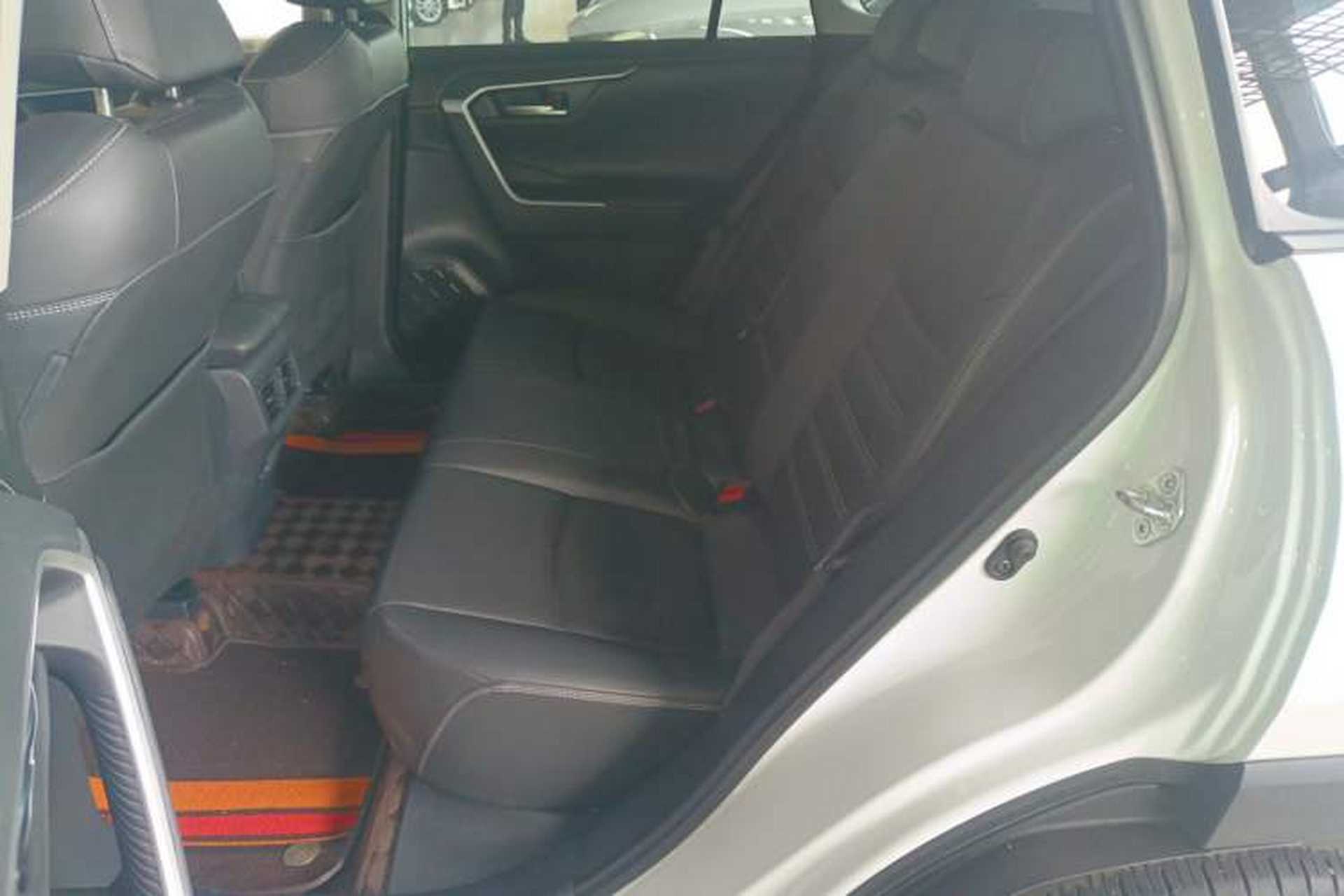 Used Toyota RAV4 2022 2.0L CVT Two-Wheel Drive Fashion Plus Edition Left Rear Seat
