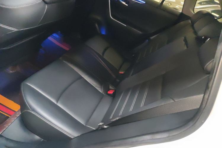 Used Toyota RAV4 2022 2.0L CVT Two-Wheel Drive Fashion Plus Edition Left Rear Seat