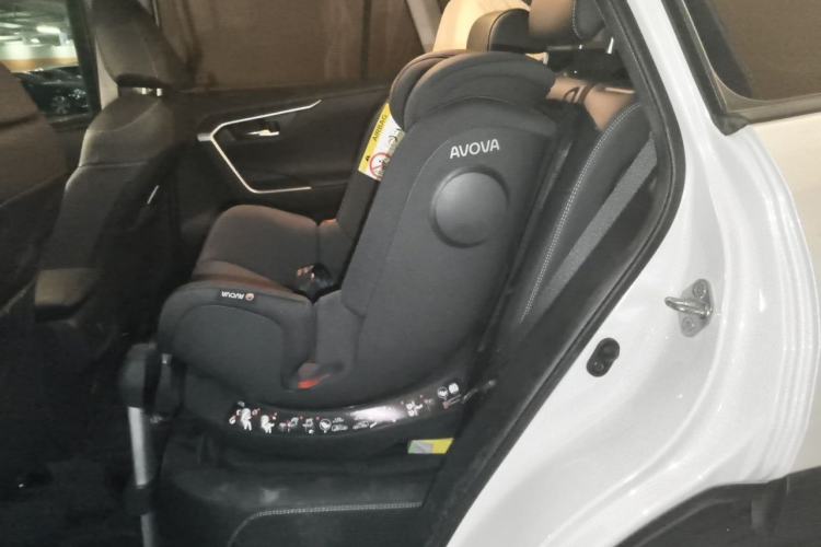 Used Toyota RAV4 2022 2.0L CVT Two-Wheel Drive Fashion Plus Edition Left Rear Seat
