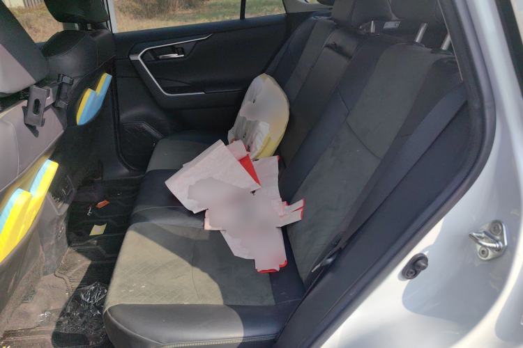 Used Toyota RAV4 2022 2.0L CVT 4x4 Style Plus Edition Left Rear Seat