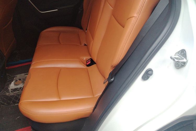 Used Toyota RAV4 2022 Dual-Engine 2.5L E-CVT Two-Wheel Drive Elite Edition Left Rear Seat