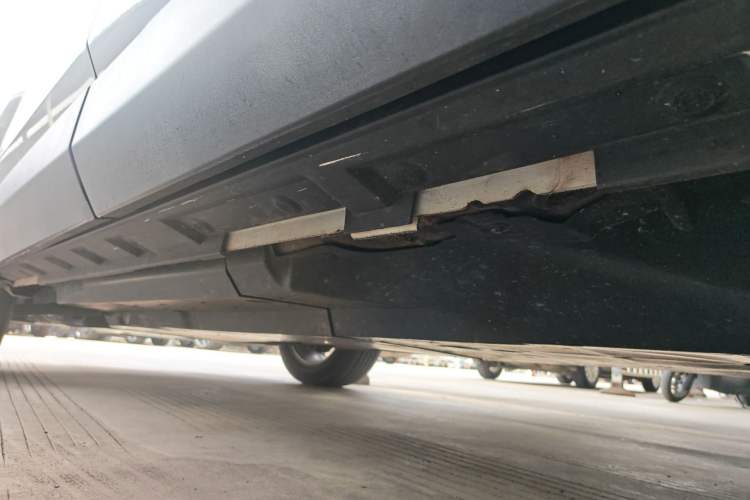 Used Toyota RAV4 2022 2.0L CVT Two-Wheel Drive Fashion Plus Edition Left Side Sill