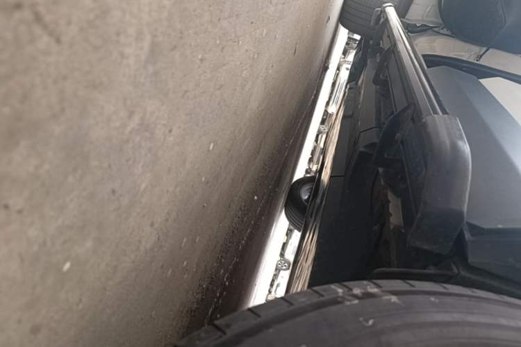 Used Toyota RAV4 2022 2.0L CVT Two-Wheel Drive Fashion Plus Edition Left Side Sill