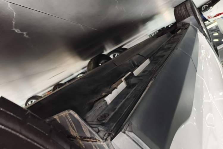 Used Toyota RAV4 2022 2.0L CVT Two-Wheel Drive Fashion Plus Edition Left Side Sill
