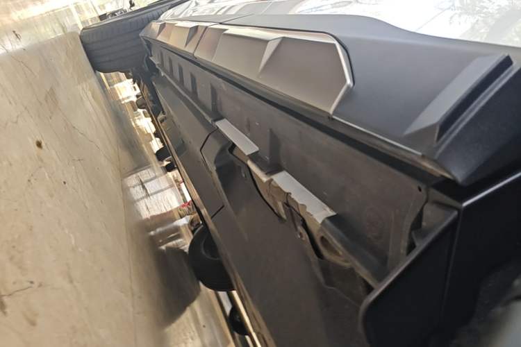 Used Toyota RAV4 2022 2.0L CVT 4x4 Style Plus Edition Left Side Sill