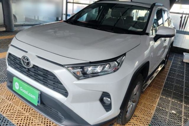 Used Toyota RAV4 2022 2.0L CVT Two-Wheel Drive Fashion Edition