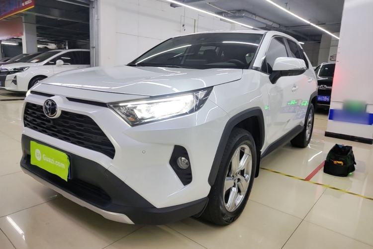 Used Toyota RAV4 2022 2.0L CVT Two-Wheel Drive Fashion Plus Edition Guazi used car, China used car export, Used car for sale, Used  cars, Cheapest cars for sale
