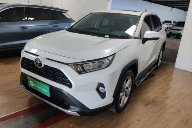 Used Toyota RAV4 2022 2.0L CVT Two-Wheel Drive Fashion Plus Edition