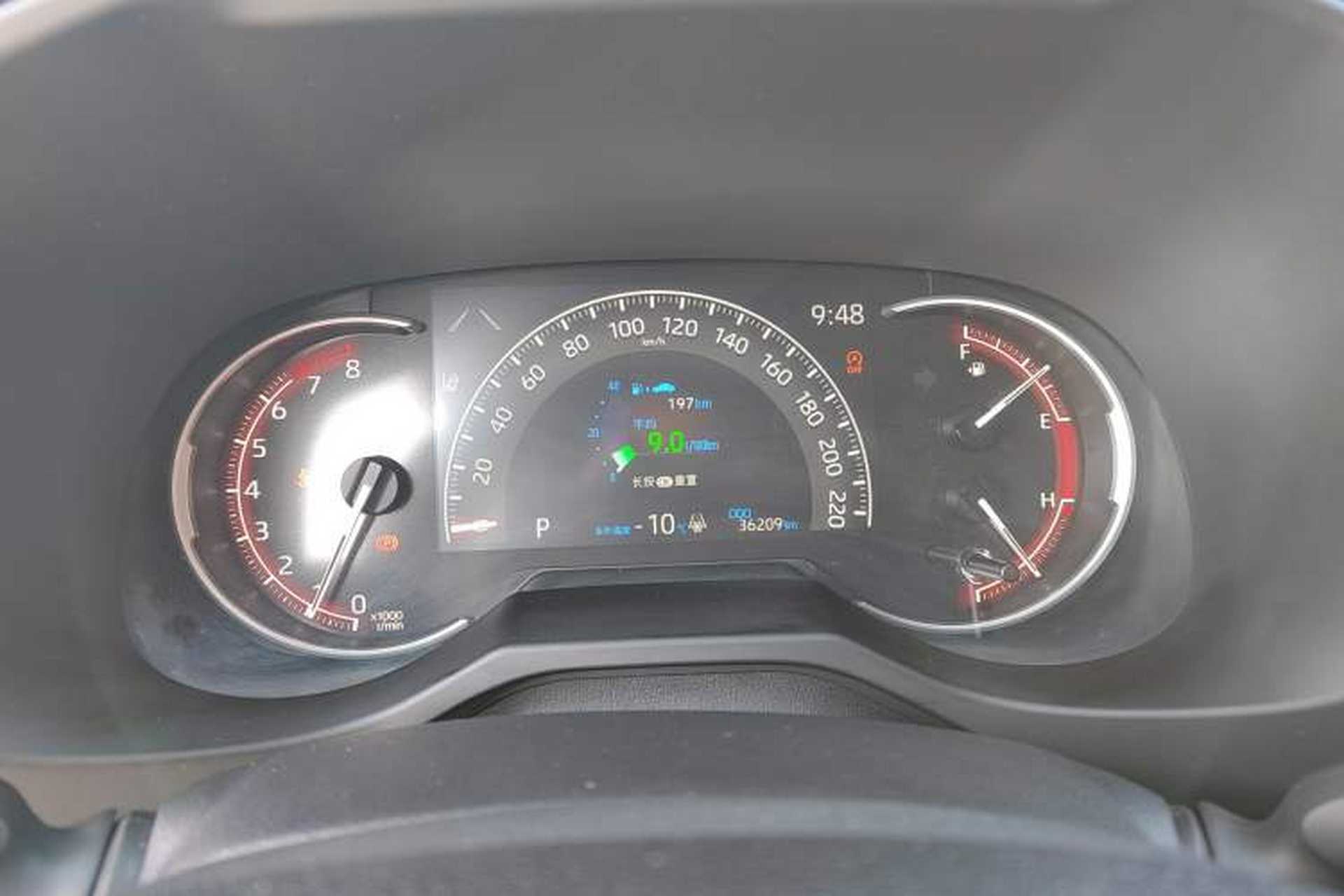 Used Toyota RAV4 2022 2.0L CVT Two-Wheel Drive Fashion Plus Edition Odometer Close Up