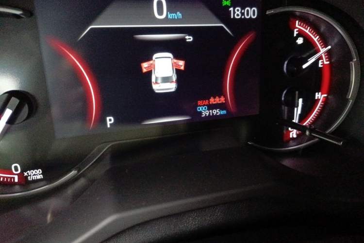 Used Toyota RAV4 2022 2.0L CVT Two-Wheel Drive Fashion Edition Odometer Close Up