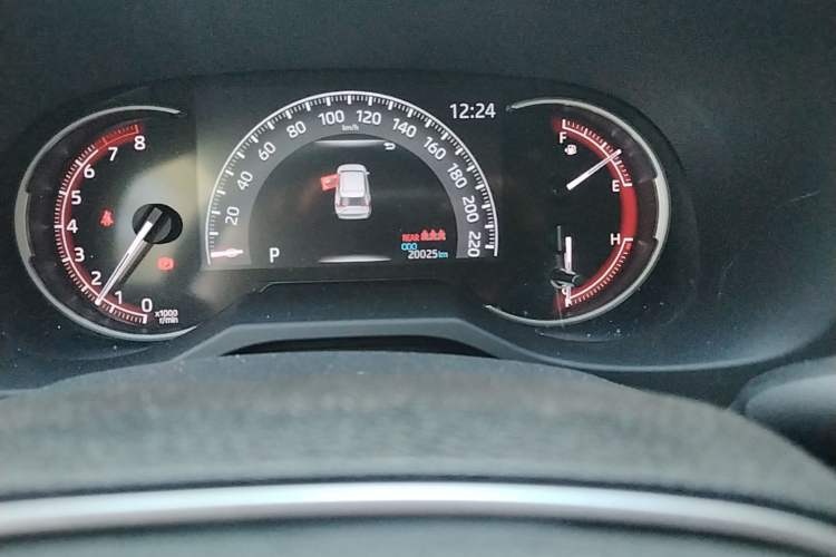 Used Toyota RAV4 2022 2.0L CVT Two-Wheel Drive Fashion Edition Odometer Close Up