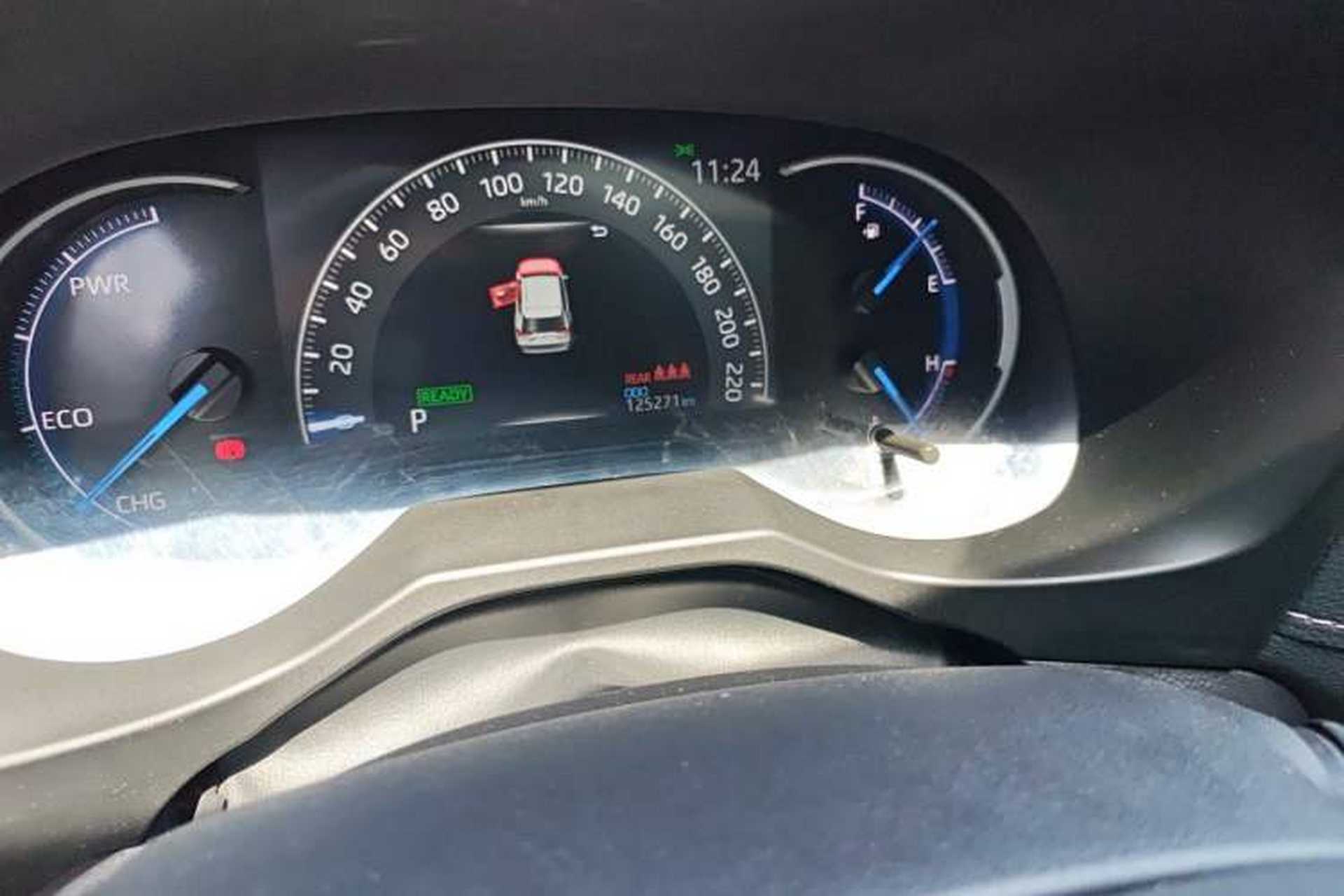 Used Toyota RAV4 2022 Dual-Engine 2.5L E-CVT Two-Wheel Drive Elite Edition Odometer Close Up