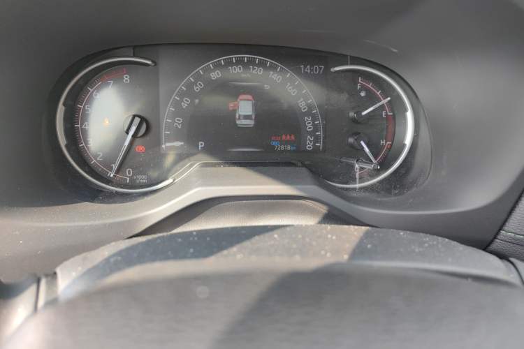 Used Toyota RAV4 2022 2.0L CVT 4x4 Style Plus Edition Odometer Close Up