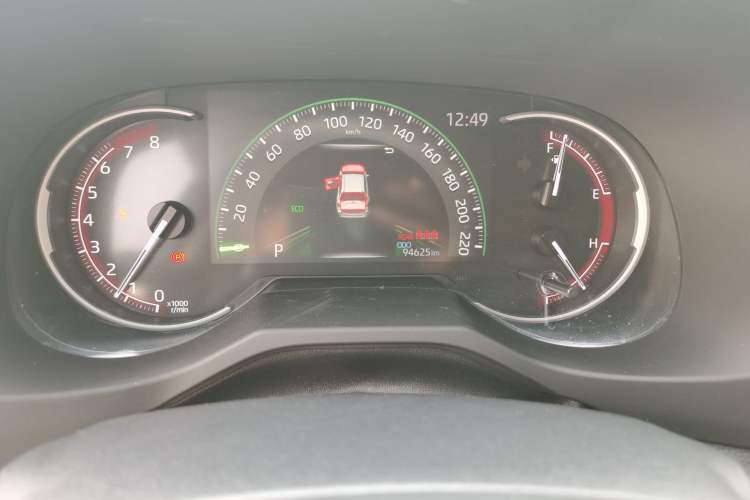 Used Toyota RAV4 2022 2.0L CVT Four-Wheel Drive Premium Edition Odometer Close Up