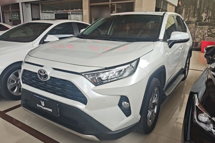 Used Toyota RAV4 2022 2.0L CVT Two-Wheel Drive Fashion Plus Edition Guazi used car, China used car export, Used car for sale, Used cars, Cheapest cars for sale