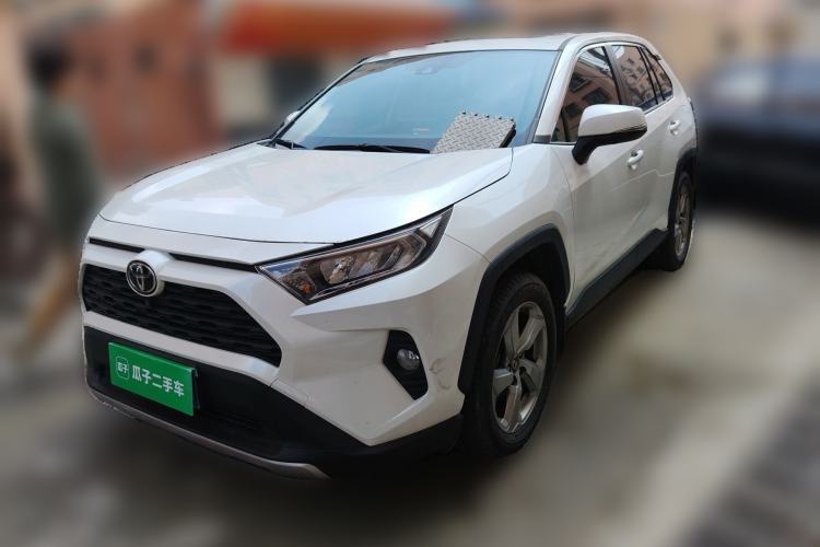Used Toyota RAV4 2022 2.0L CVT Two-Wheel Drive Fashion Edition Guazi used car, China used car export, Used car for sale, Used Toyota cars, Cheapest cars for sale
