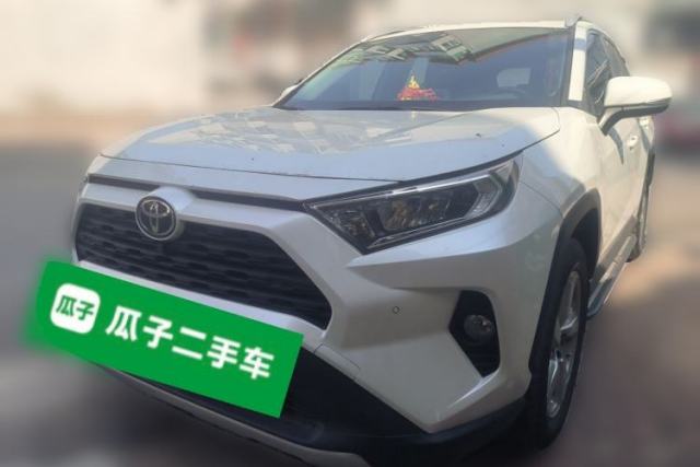 Used Toyota RAV4 2022 2.0L CVT Two-Wheel Drive Fashion Plus Edition