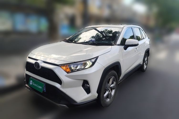 Used Toyota RAV4 2022 2.0L CVT Two-Wheel Drive Fashion Plus Edition Guazi used car, China used car export, Used car for sale, Used  cars, Cheapest cars for sale