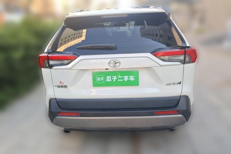 Used Toyota RAV4 2022 2.0L CVT Two-Wheel Drive Fashion Plus Edition Rear
