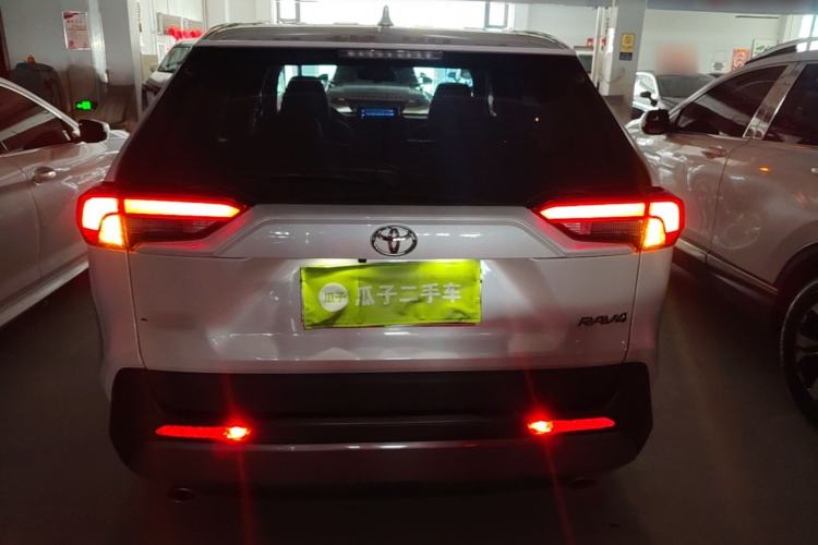 Used Toyota RAV4 2022 2.0L CVT Two-Wheel Drive Fashion Edition Rear