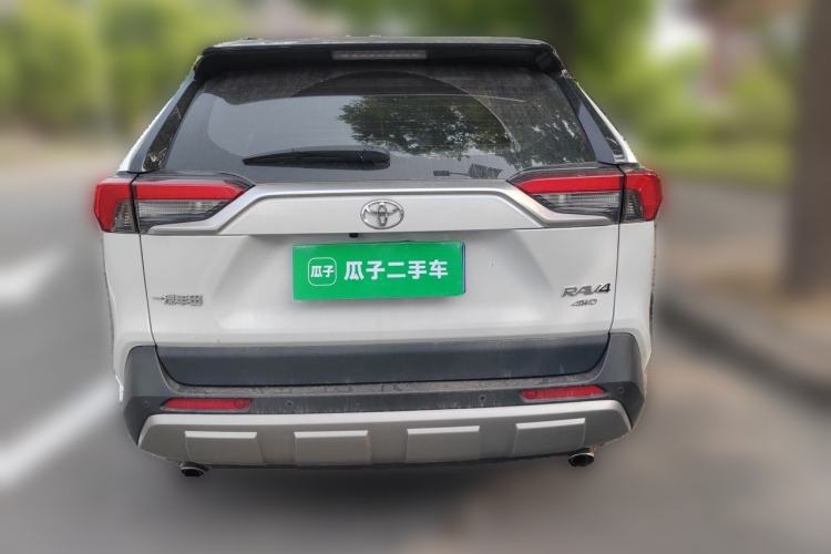 Used Toyota RAV4 2022 2.0L CVT Four-Wheel Drive Premium Edition Rear