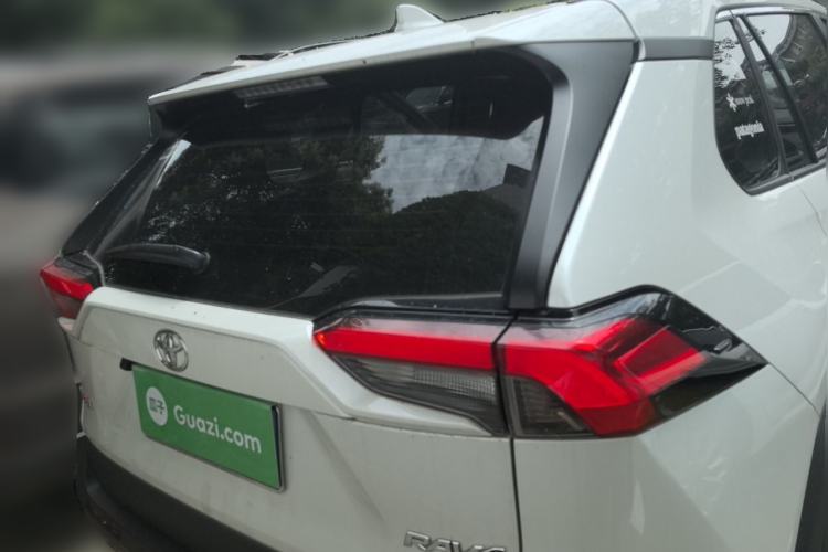 Used Toyota RAV4 2022 2.0L CVT Two-Wheel Drive Fashion Edition Rear