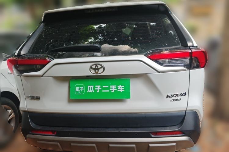 Used Toyota RAV4 2022 2.0L CVT 4x4 Style Plus Edition Rear