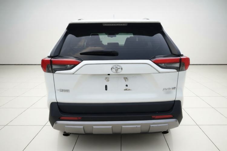 Used Toyota RAV4 2022 2.0L CVT 4x4 Style Plus Edition Rear