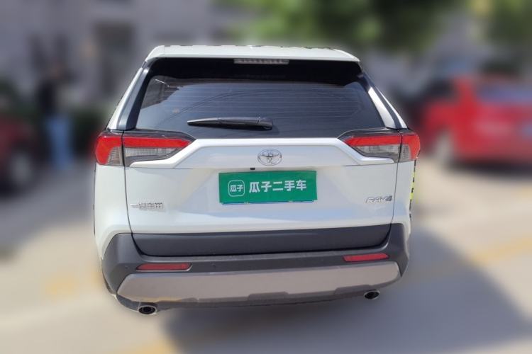 Used Toyota RAV4 2022 2.0L CVT Two-Wheel Drive Fashion Edition Rear