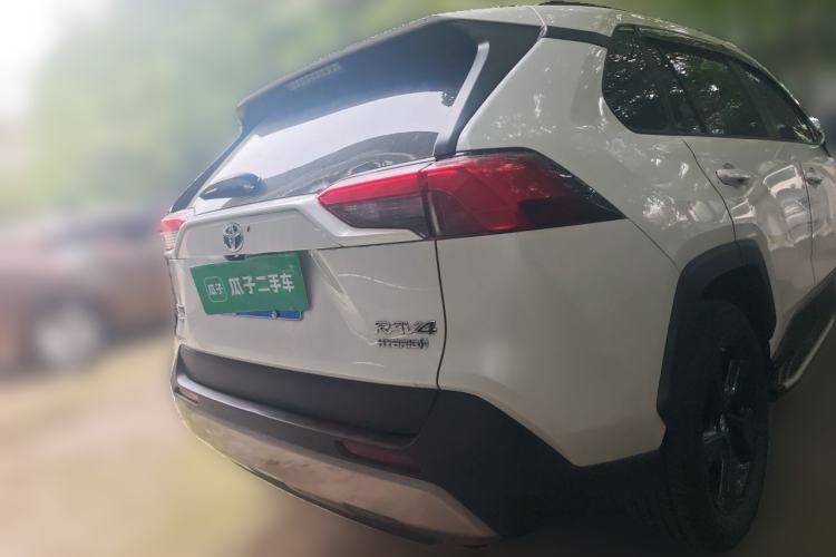 Used Toyota RAV4 2022 Dual-Engine 2.5L E-CVT Four-Wheel Drive Elite Plus Edition Rear
