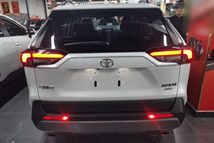 Used Toyota RAV4 2022 2.0L CVT Two-Wheel Drive Fashion Plus Edition Rear