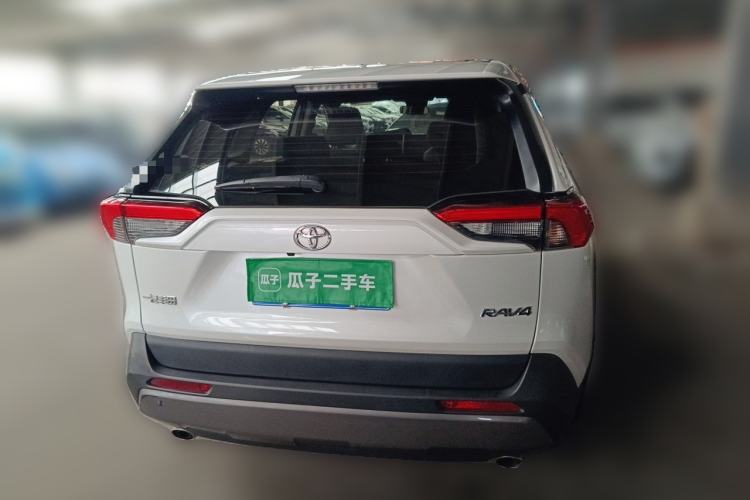 Used Toyota RAV4 2022 2.0L CVT Two-Wheel Drive Fashion Edition Rear