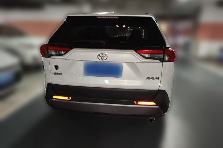 Used Toyota RAV4 2022 2.0L CVT Two-Wheel Drive Fashion Plus Edition Rear