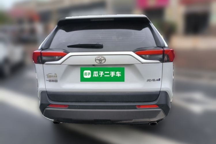Used Toyota RAV4 2022 2.0L CVT Two-Wheel Drive Fashion Plus Edition Rear