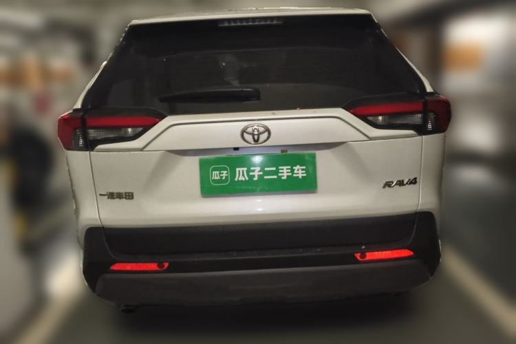 Used Toyota RAV4 2022 2.0L CVT Two-Wheel Drive Fashion Plus Edition Rear