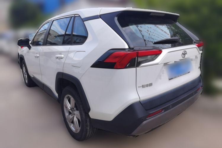 Used Toyota RAV4 2022 2.0L CVT Two-Wheel Drive Fashion Edition Rear Left 45 Deg
