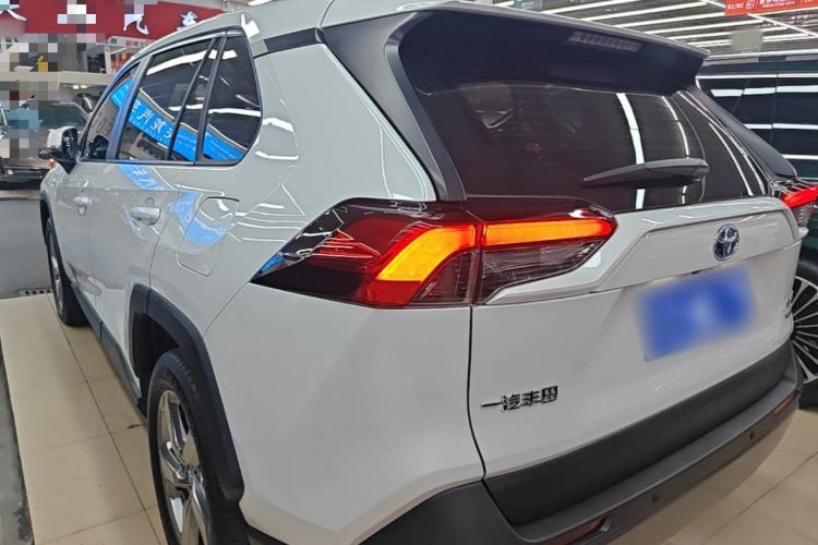 Used Toyota RAV4 2022 Dual-Engine 2.5L E-CVT Two-Wheel Drive Elite Edition Rear Left 45 Deg