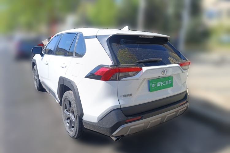 Used Toyota RAV4 2022 2.0L CVT 4x4 Style Plus Edition Rear Left 45 Deg