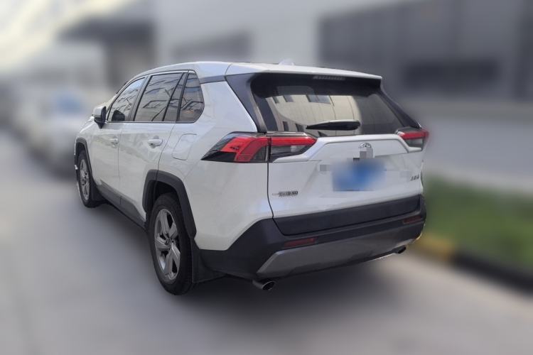 Used Toyota RAV4 2022 2.0L CVT Two-Wheel Drive Fashion Plus Edition Rear Left 45 Deg