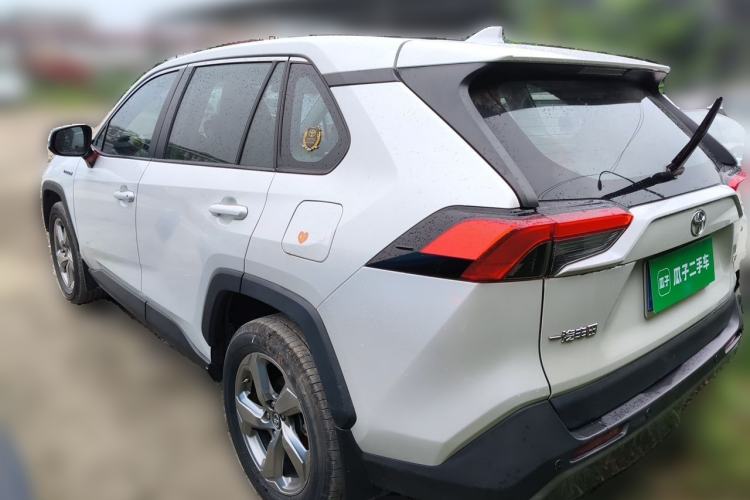 Used Toyota RAV4 2022 2.0L CVT Two-Wheel Drive Fashion Edition Rear Left 45 Deg