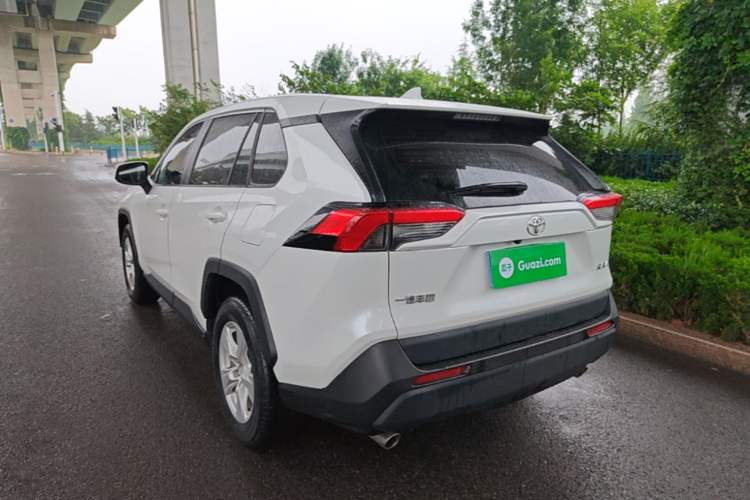 Used Toyota RAV4 2022 2.0L CVT Two-Wheel Drive Urban Edition Rear Left 45 Deg