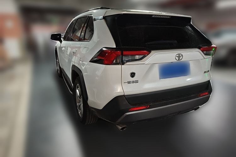 Used Toyota RAV4 2022 2.0L CVT Two-Wheel Drive Fashion Plus Edition Rear Left 45 Deg