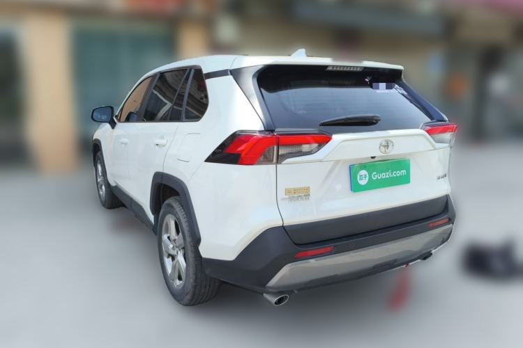 Used Toyota RAV4 2022 2.0L CVT Two-Wheel Drive Fashion Plus Edition Rear Left 45 Deg