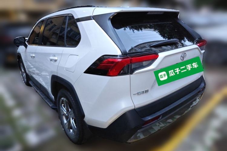 Used Toyota RAV4 2022 2.0L CVT Two-Wheel Drive Fashion Plus Edition Rear Left 45 Deg