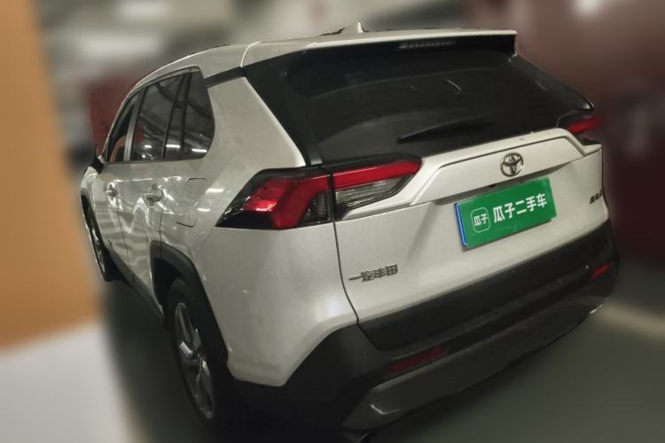 Used Toyota RAV4 2022 2.0L CVT Two-Wheel Drive Fashion Plus Edition Rear Left 45 Deg